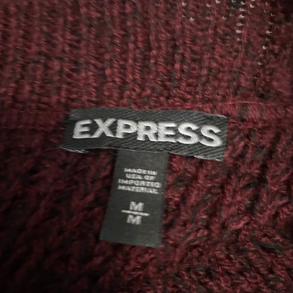 Express sweater - Picture 3 of 3
